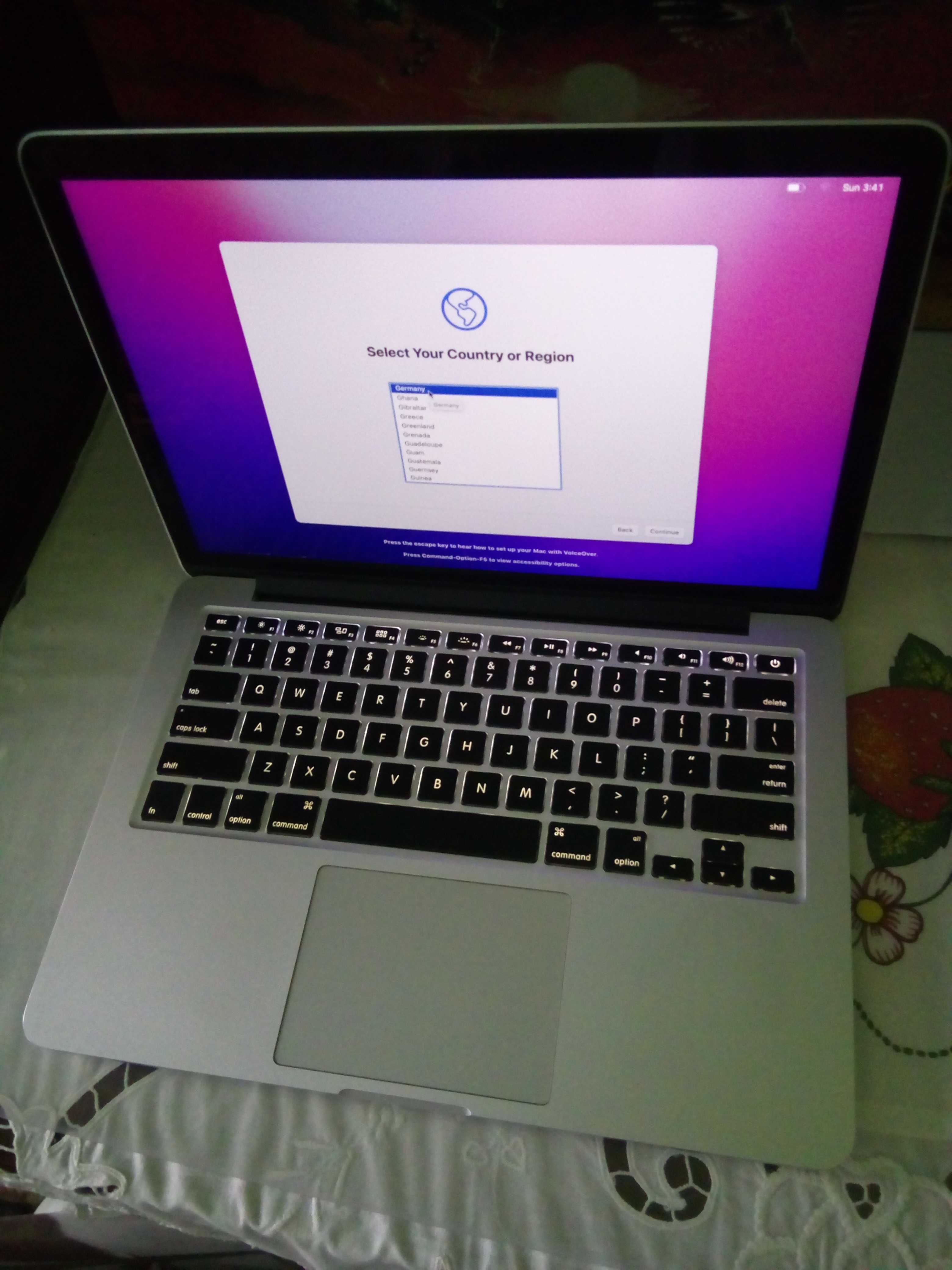 Apple MacBook Pro 13' RETINA 2015г 16GB 500GB 3,1GHz Графика 6100