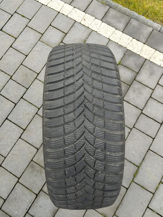 Bridgestone Blizzak LM001 EVO 225/50/17 ZIMA, 2szt.
