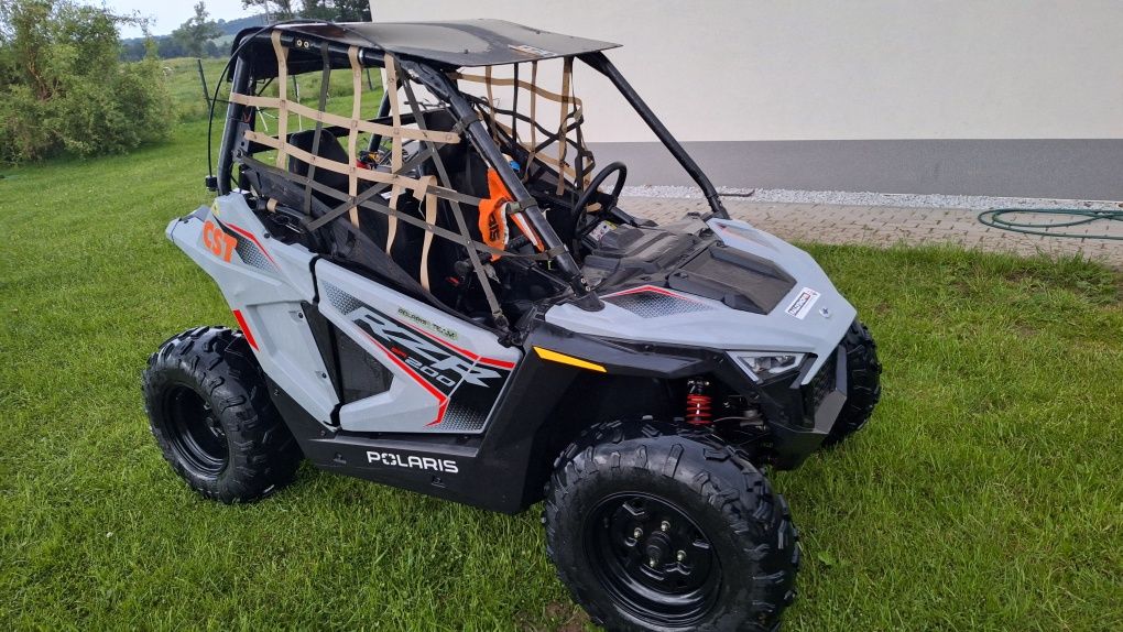 Buggy polaris rzr200