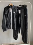 Нейлоновий Спортивний Костюм Nike Sportswear Club Nylon