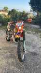 KTM exc 125cc conduzida com carta de carro