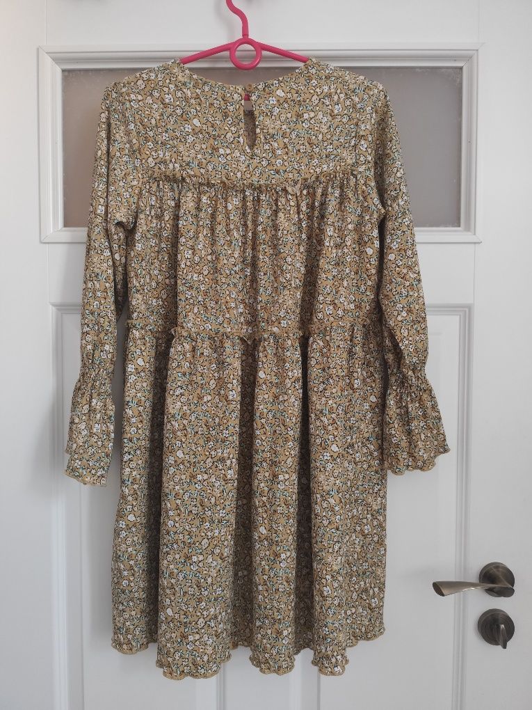 Elegancka sukienka Reserved r.158