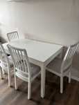 Mesa extensível LANEBERG e 4 cadeiras de refeição (IKEA)