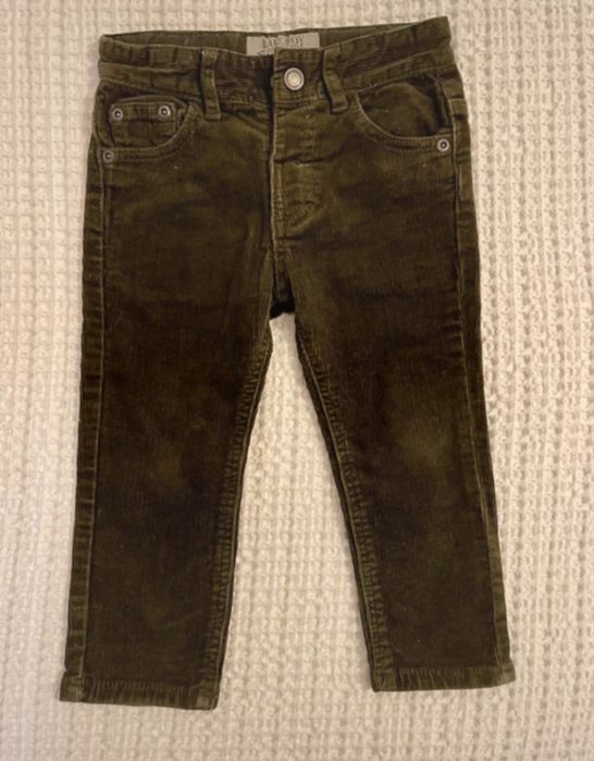 Zara sodbie sztruksy zielone jesien 86 12/18 m