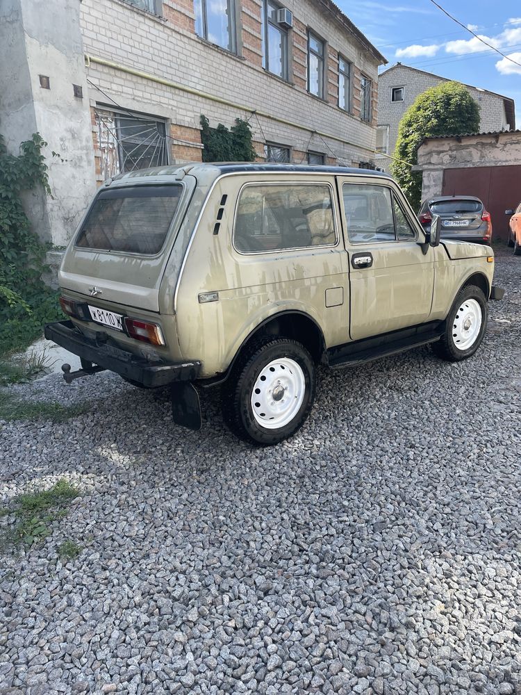 Продам Ниву полный привод