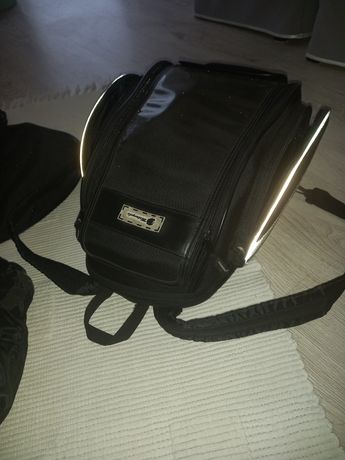 Tankbag z funkcją plecaka
