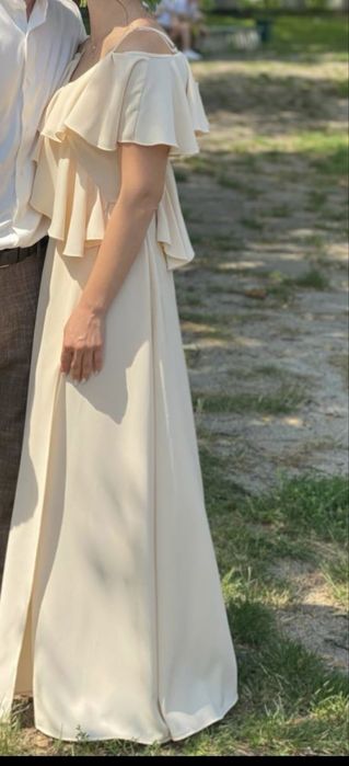 Сукня Бежева Довга