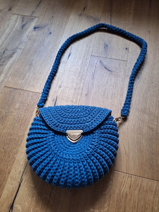 Torebka ręcznie robiona granatowa pleciona handmade