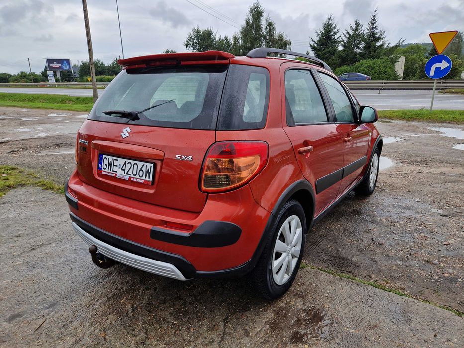 Suzuki SX4 Sprowadzony ! Zarejestrowany ! 1.5 Benzyna ! Hak !