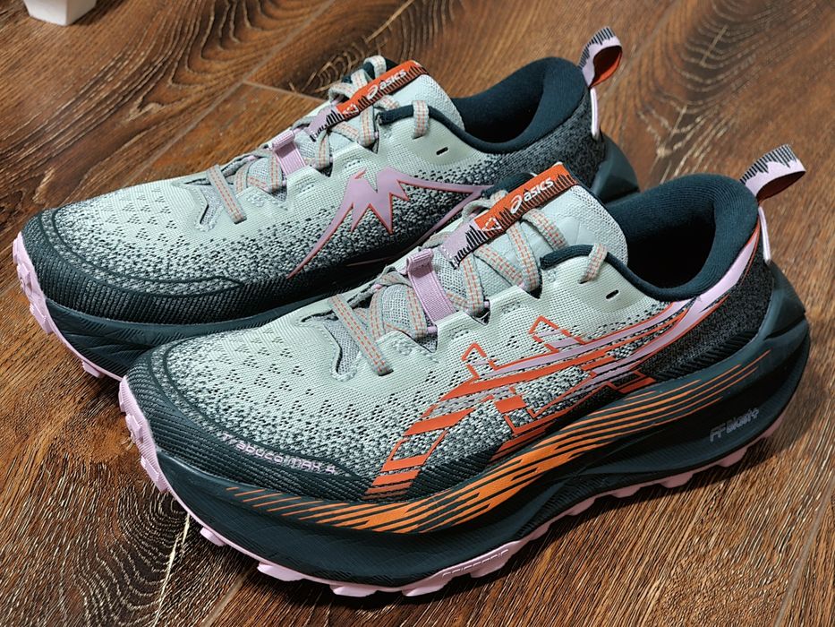 Оригінал 100% жіночі кросівки Asics Trabuco Max 4  EUR 42