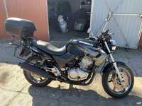 Motocykl honda cb500