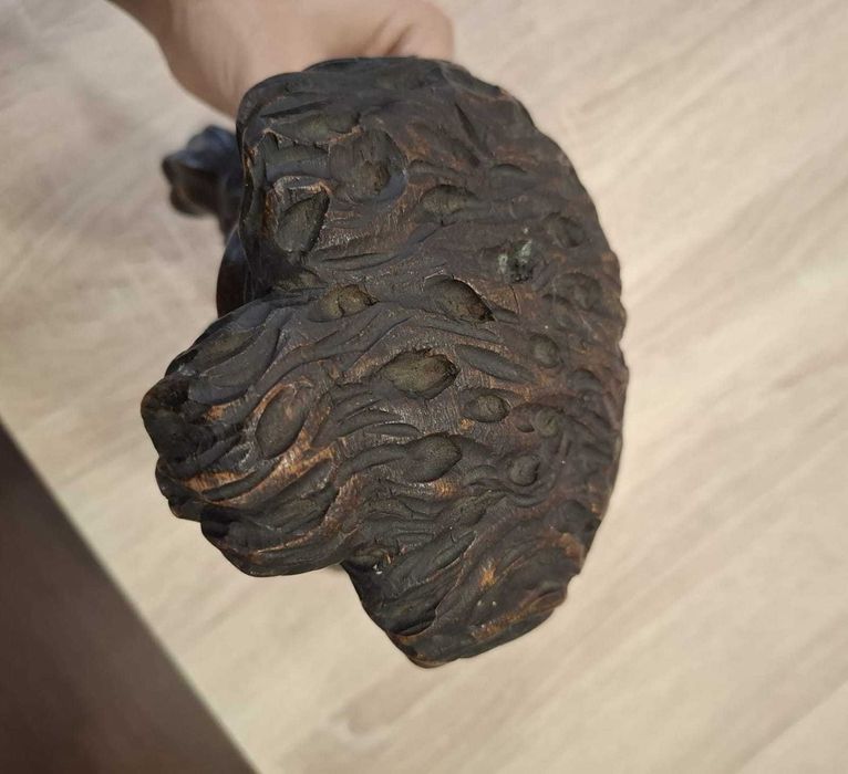 Antiguidade | Busto de leão em madeira