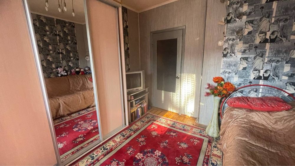 Продам 3к квартиру, вул. Синьоозерна, 4а, Святошино
