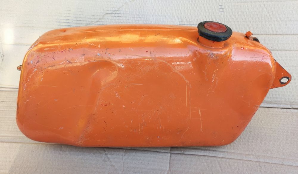 Jawa 50 Jawka Mustang Zbiorniki paliwa dwie sztuki.