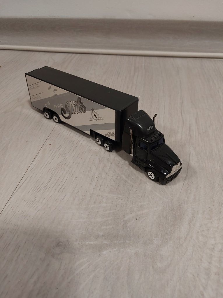 Zestaw ciężarówek model Tir