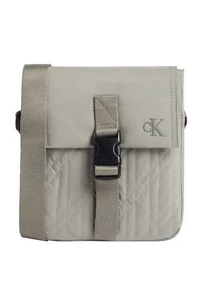 Calvin Klein. Mała konduktorka