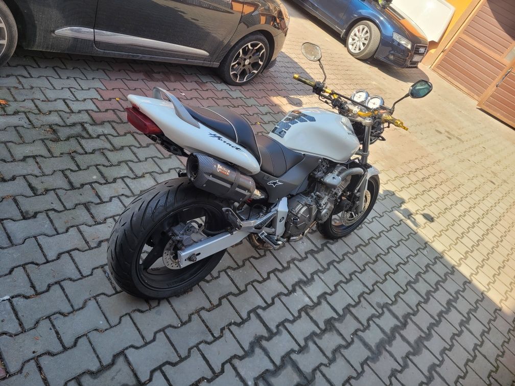 Honda hornet pc34