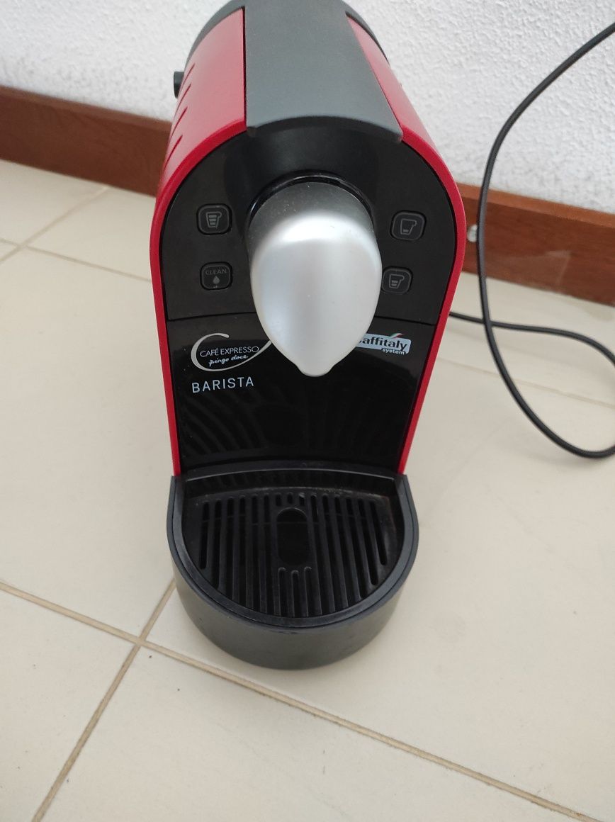 Máquina de café pingo doce