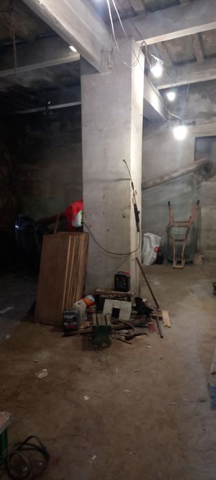 Продам промышленную базу (земля + помещение)