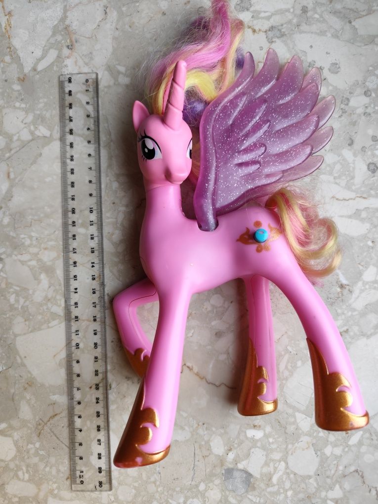 Interaktywny kucyk Księżniczka Cadence My Little Pony Hasbro