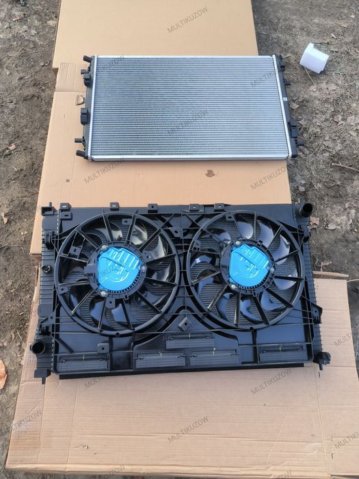 Радіатор охолодження вода Nissan Rogue 22-24 1.5t 21410-6rr0b рог ориг