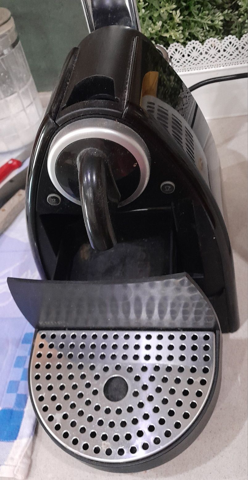Máquina de café Krups, suporte cápsulas