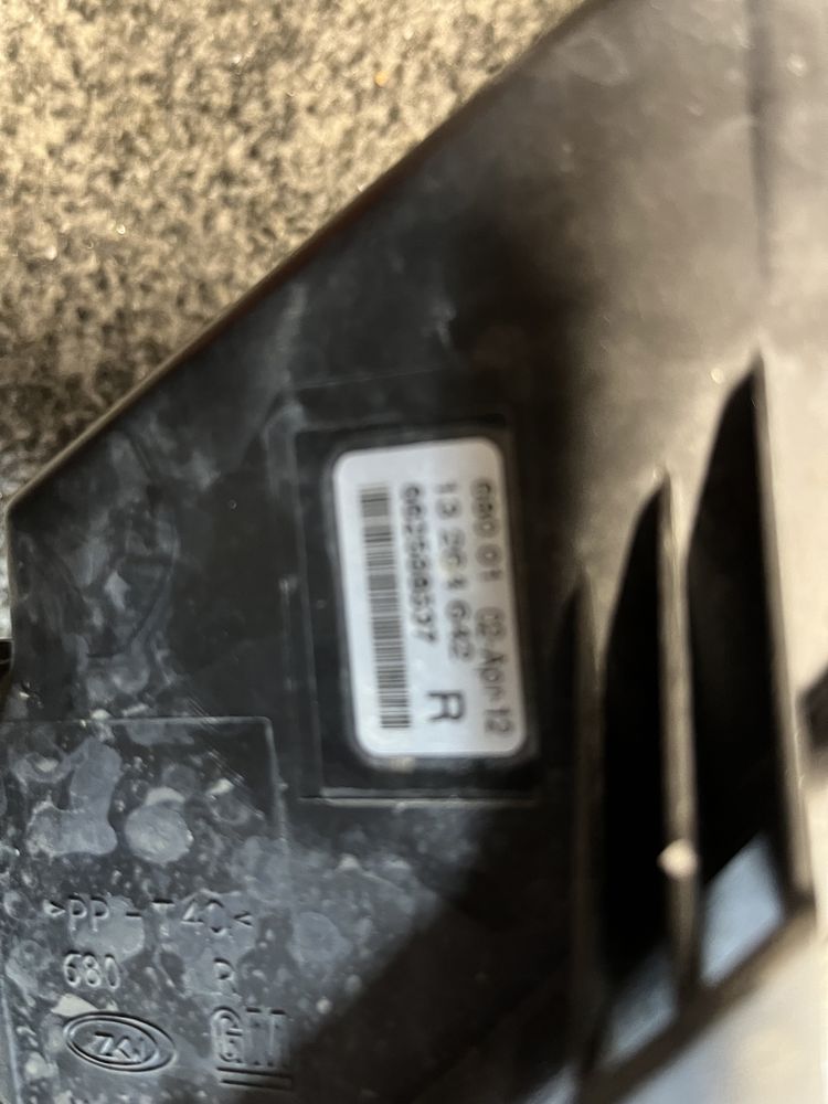 Halogen lewy prawy astra j 12r