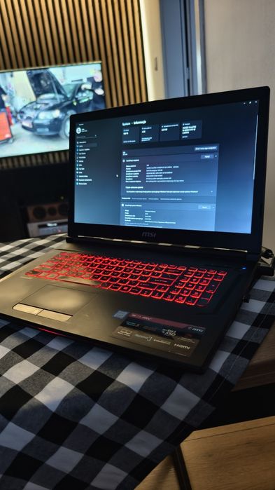 Laptop gamingowy MSI GL73 8RC