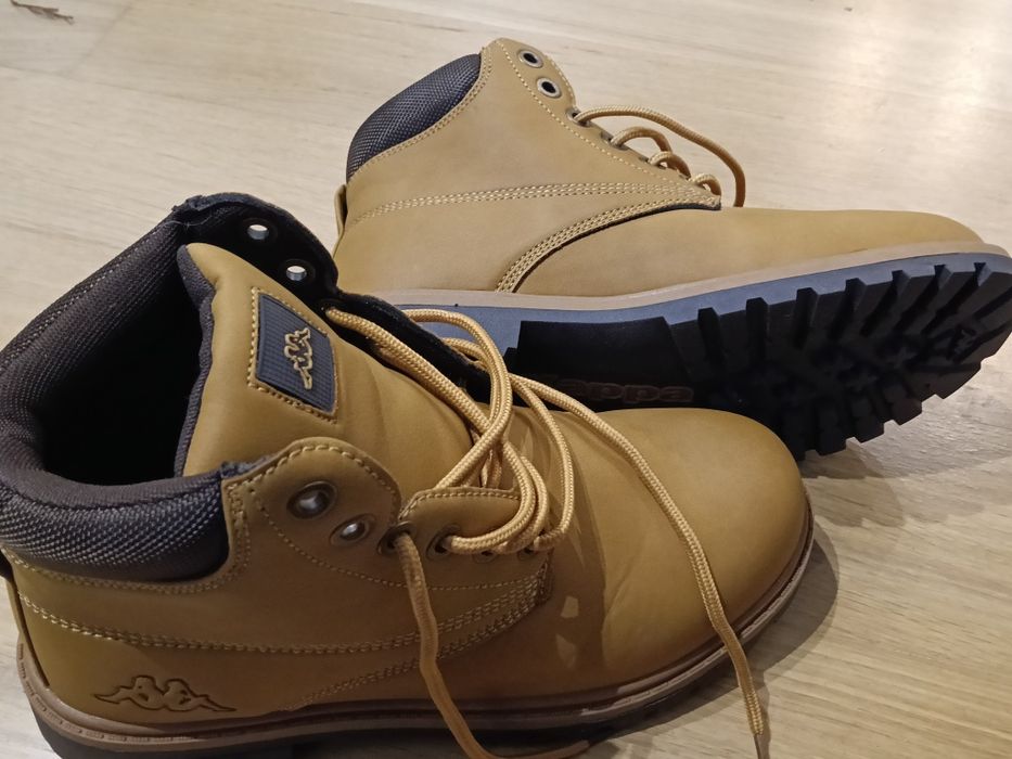 Nowe buty trapery KAPPA rozm. 41.
