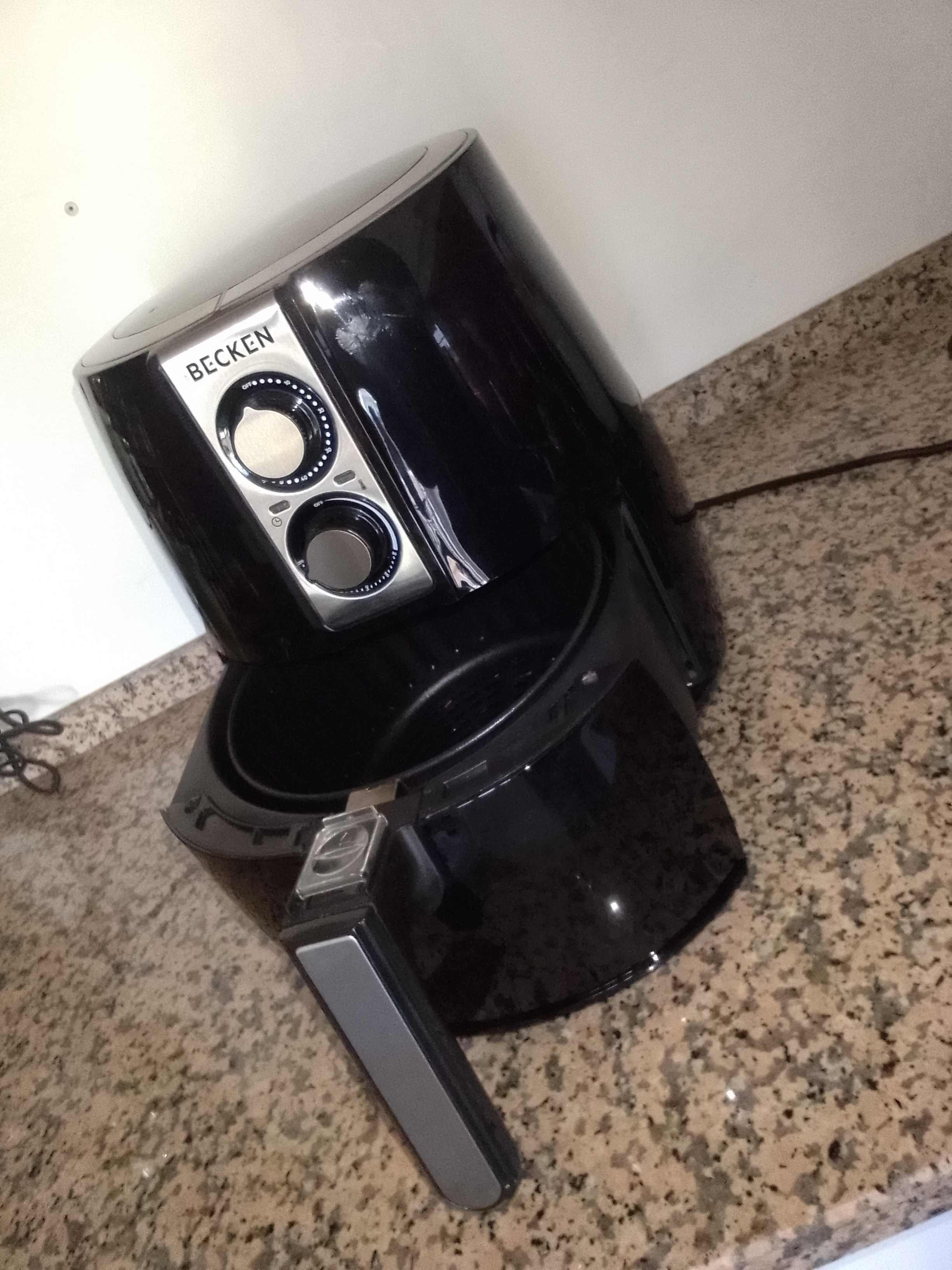 Fritadeira sem óleo BECKEN 3,5l (preto)