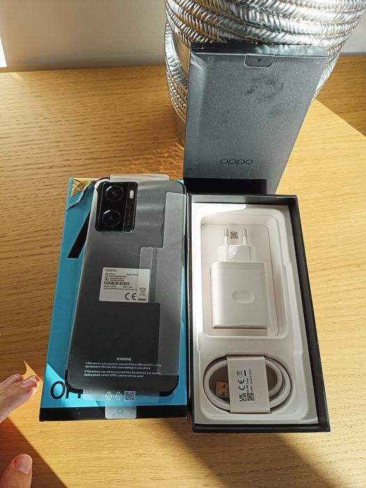 Telemóvel OPPO novo