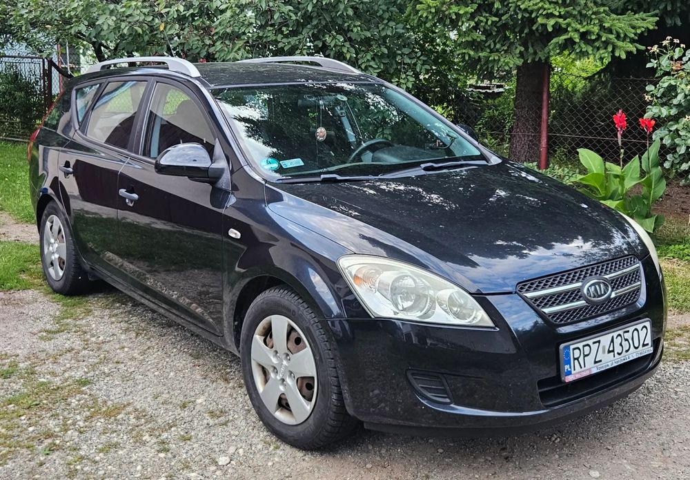 Kia Ceed Kia Ceed 1.4 LPG   109KM 2008 Klimatyzacja 199000 km