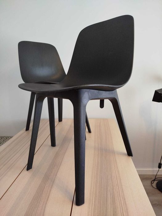 2 Cadeiras Pretas ODGER IKEA