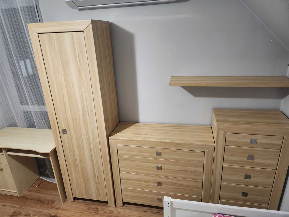 sprzedam meble młodzieżowe