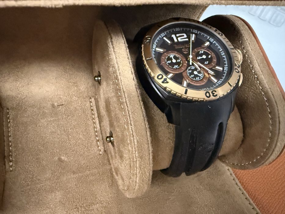 Estojo de Relógios em Couro