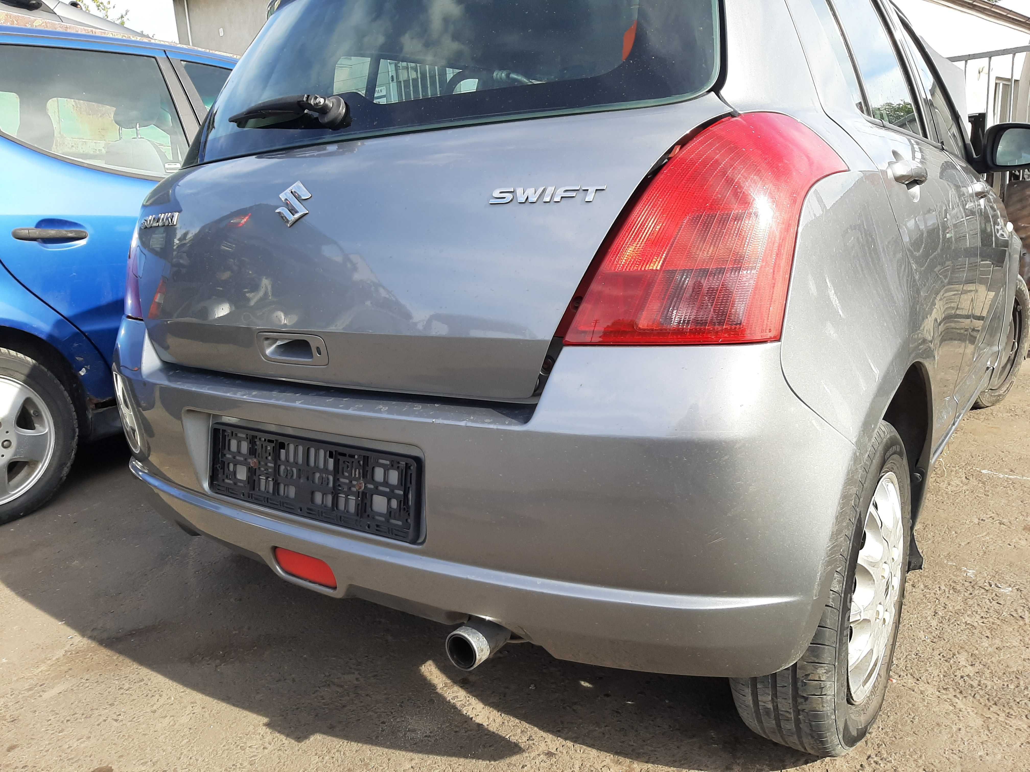 Suzuki Swift IV 1.5i 5D 2007 r.Lampa tylna prawa