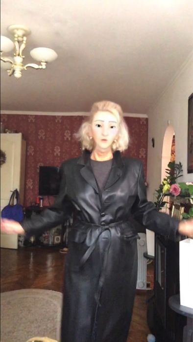 Пальто з натуральноі шкіри б\в