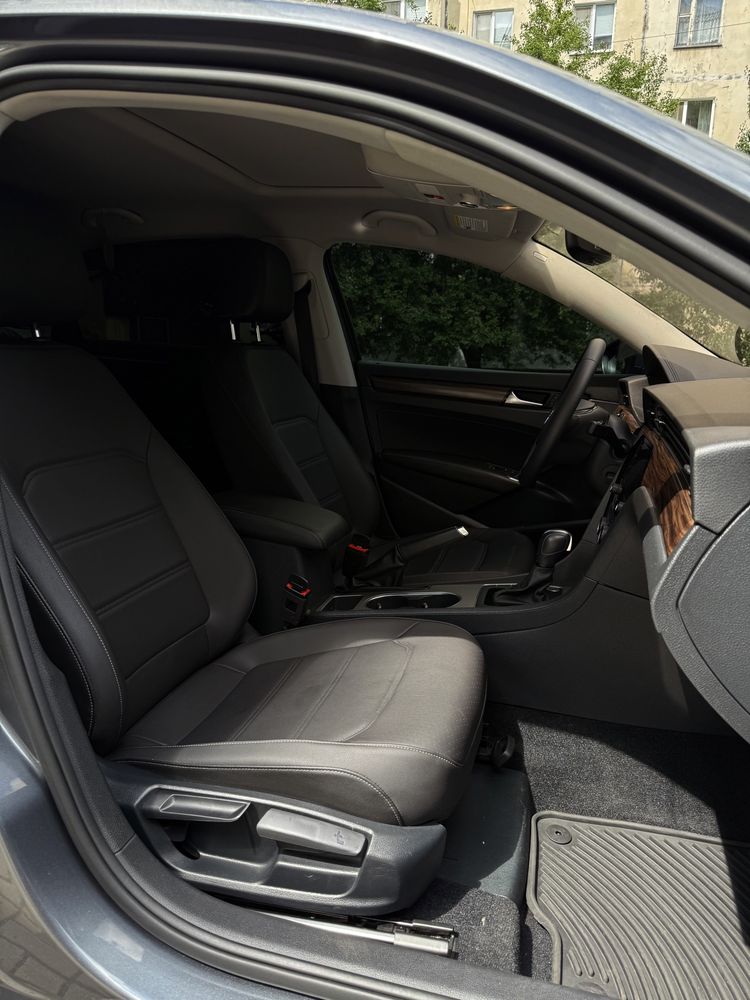 Volkswagen Passat B9 USA NMS 2 2021 2.0 бензин