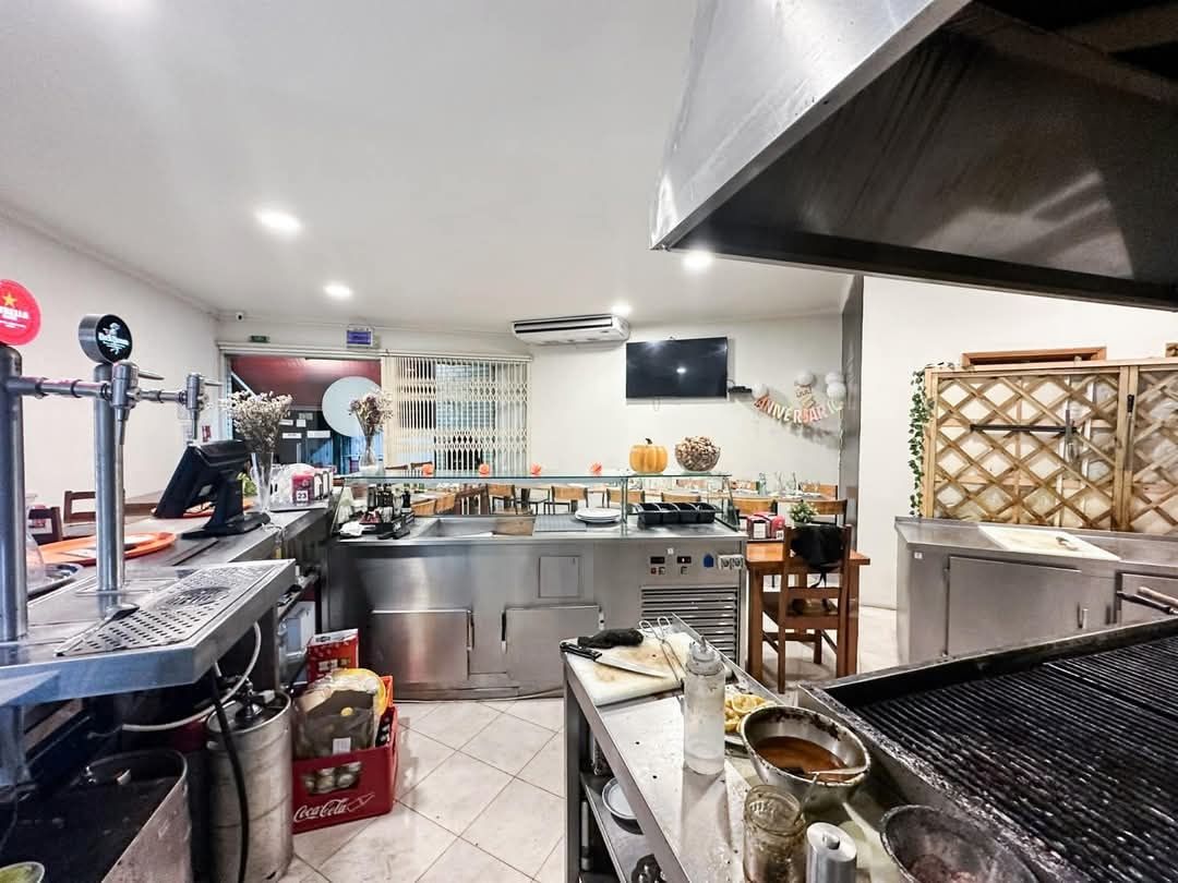 Vende se recheio de restaurante