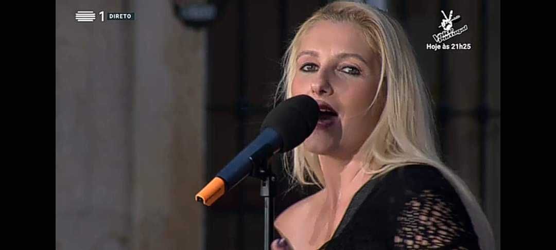 Cantora para eventos - Voz marcante e repertório variado