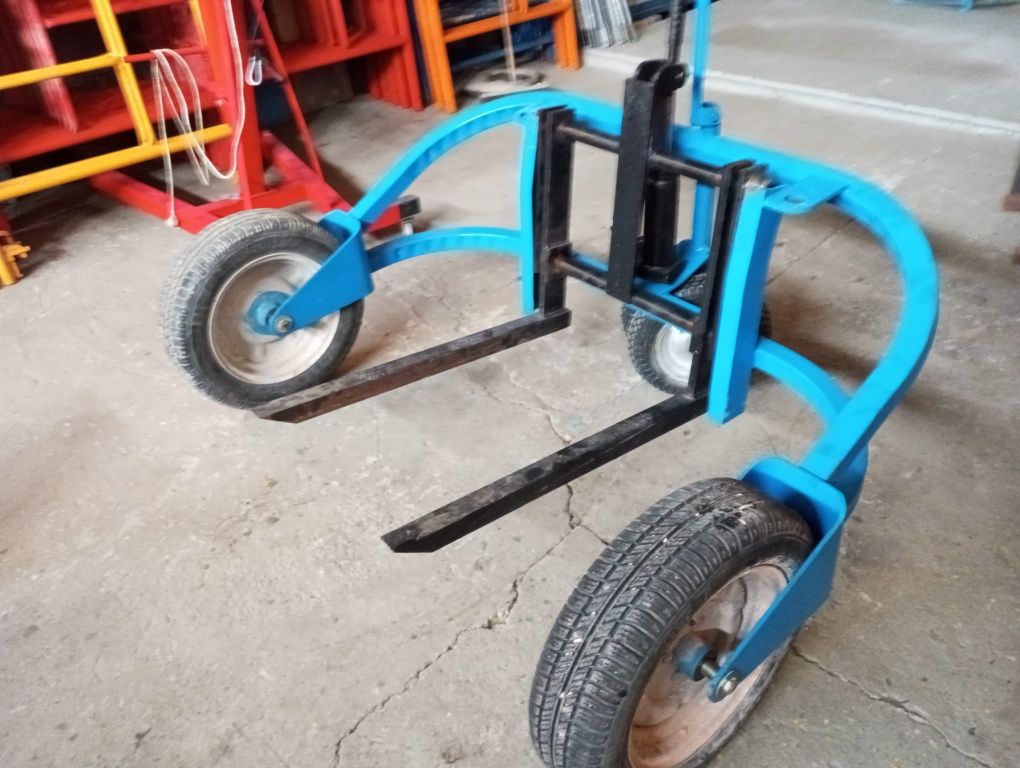 Wózek paletowy terenowy do kostki itp. 1500 kg