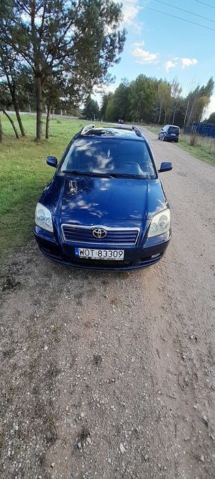 Toyota Avensis T25 2003r 2.0 D4D 116km do poprawek lub na części.