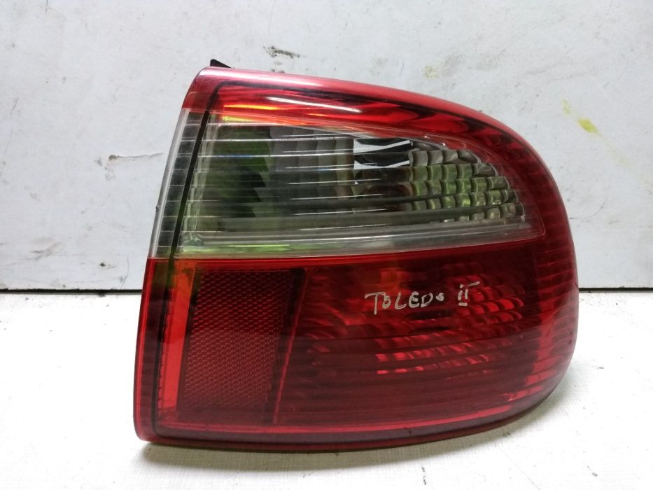 Lampa tył tylna Seat Toledo II prawa lewa ! !