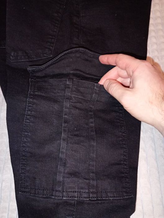 Чорні штани карго