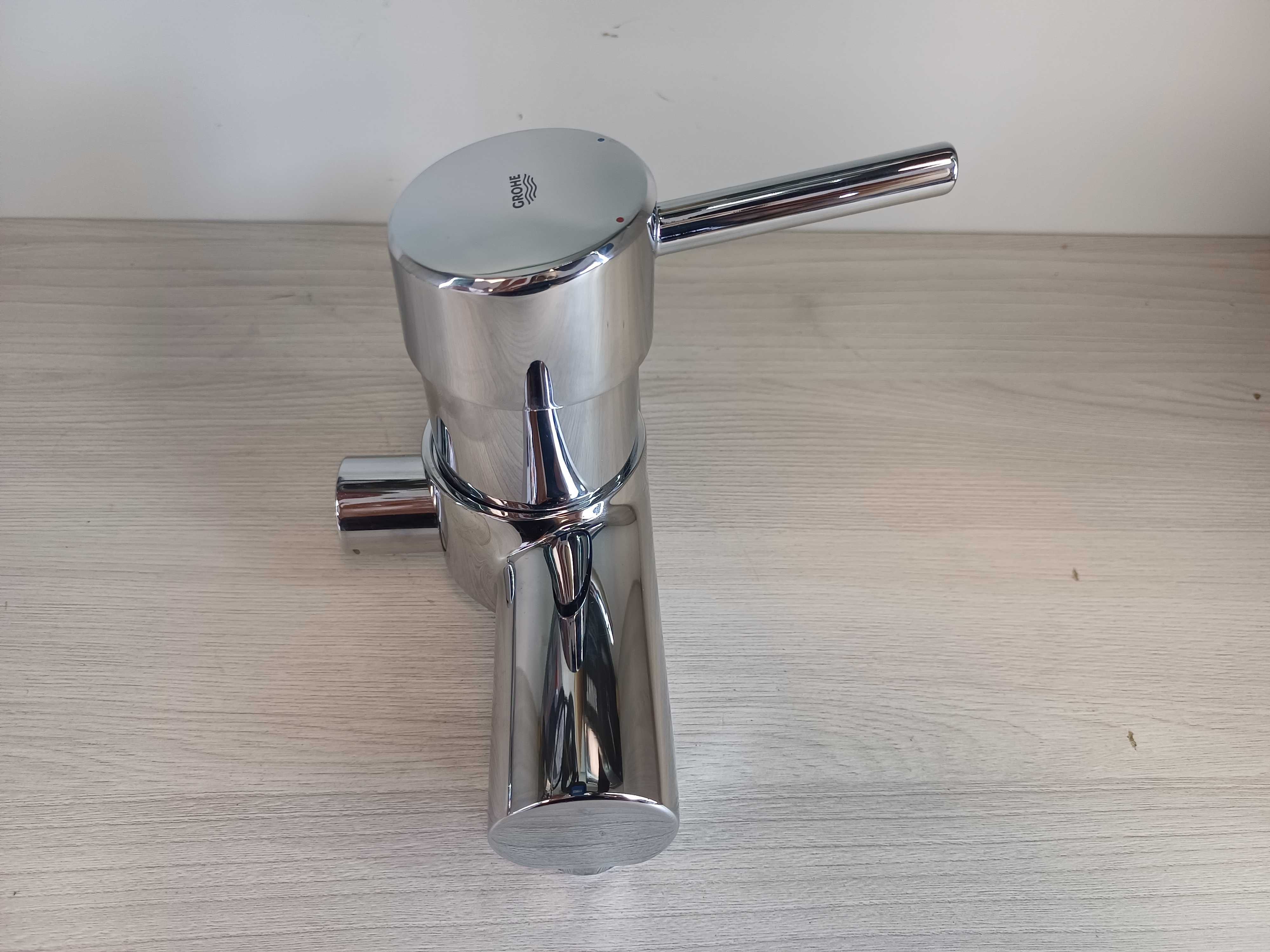 Bateria kuchenna ścienna Grohe Concetto 32667 T01 srebrny