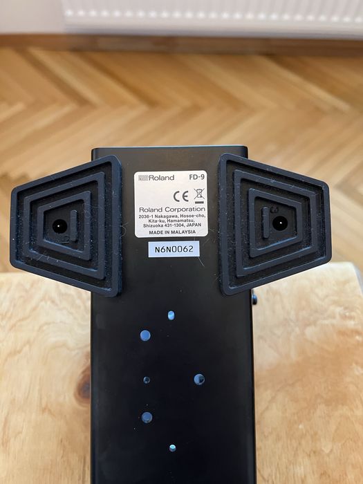 Педаль-контроллер hi hat Roland FD-9