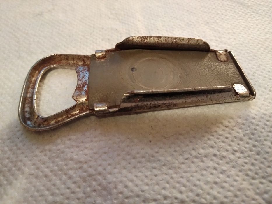 Otwieracz kapsli z korkiem Record Evp-60 Prl