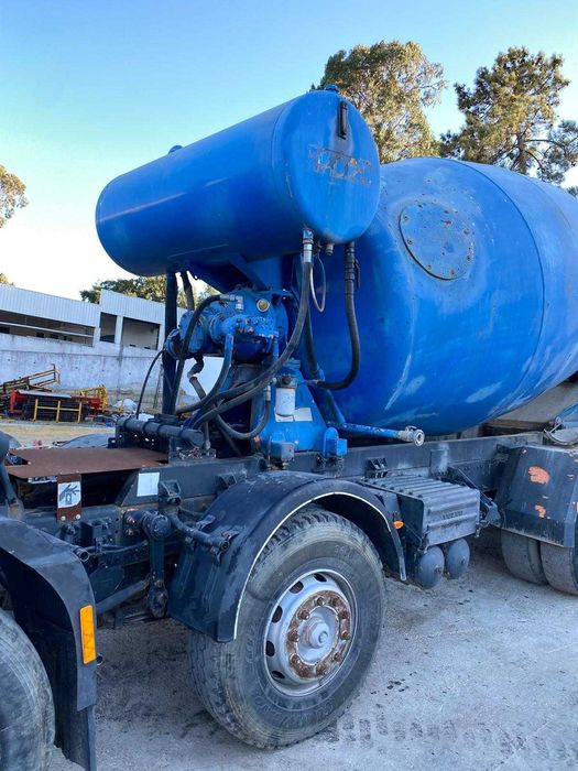Camião betoneira