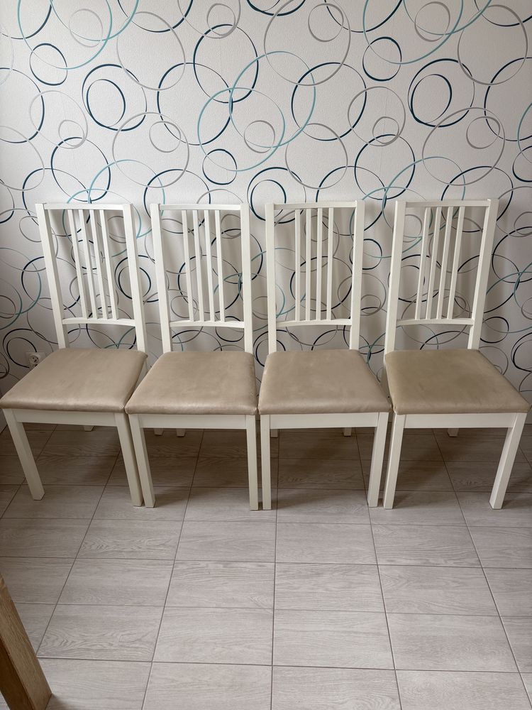 Stoł z krzesłami ikea
