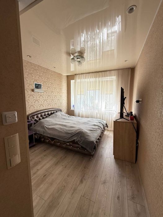 Продам 3к квартиру пр. Науки Гагаріна Казакова